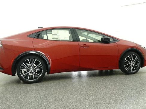 New 2026 Toyota Prius XLE image 26