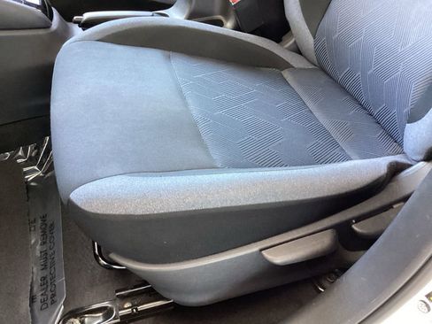 Used 2023 Nissan Versa SV FWD image 12