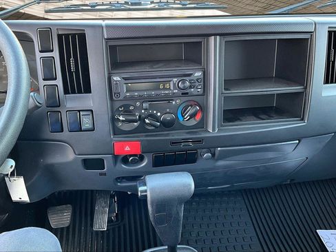 New 2025 Chevrolet Low Cab Forward image 6