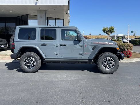 New 2026 Jeep Wrangler Unlimited Rubicon AWD/4WD image 5
