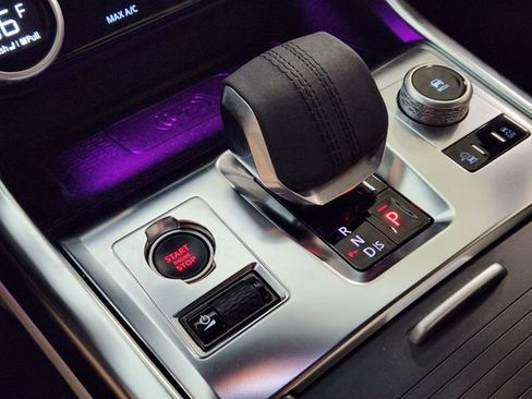 Used 2024 Jaguar XF R-Dynamic SE image 19