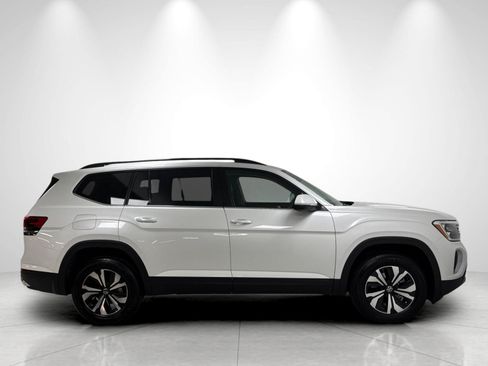 New 2026 Volkswagen Atlas SE FWD image 6