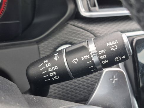 Used 2019 Land Rover Range Rover Velar R-Dynamic SE AWD/4WD image 33