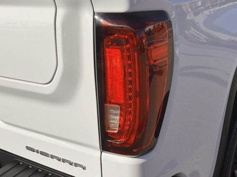 Used 2023 GMC Sierra 1500 Denali w/ Technology Package image 35