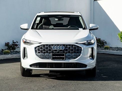 New 2025 Audi Q5 Premium Plus image 3