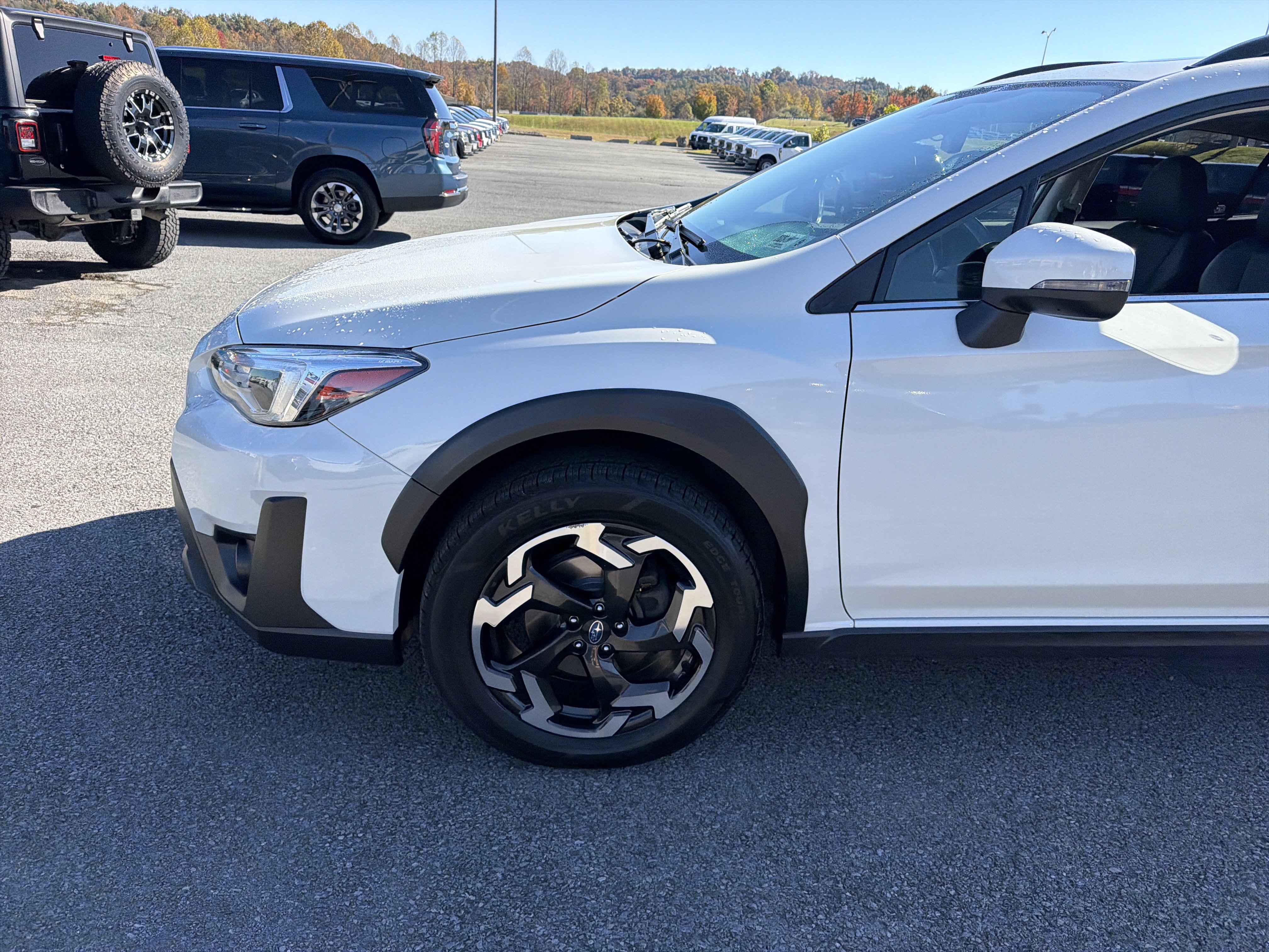 Used 2023 Subaru Crosstrek 2.5i Limited AWD/4WD image 9