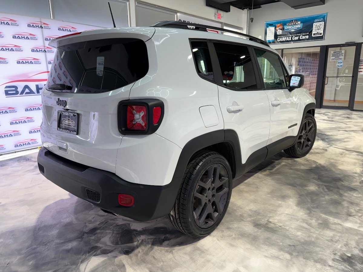 Used 2021 Jeep Renegade Latitude w/ Sun & Sound Group FWD image 6