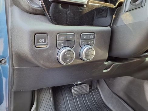 New 2026 GMC Sierra 1500 Elevation image 30