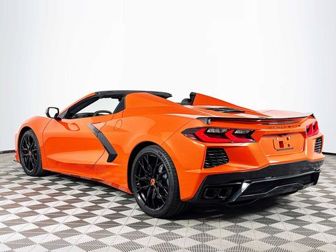 Used 2025 Chevrolet Corvette Stingray Convertible w/ 1LT RWD image 7