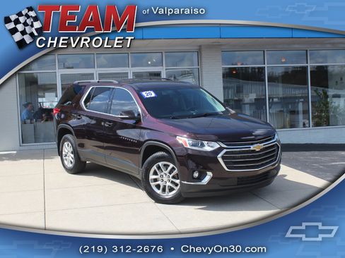 Used 2020 Chevrolet Traverse LT FWD image 1