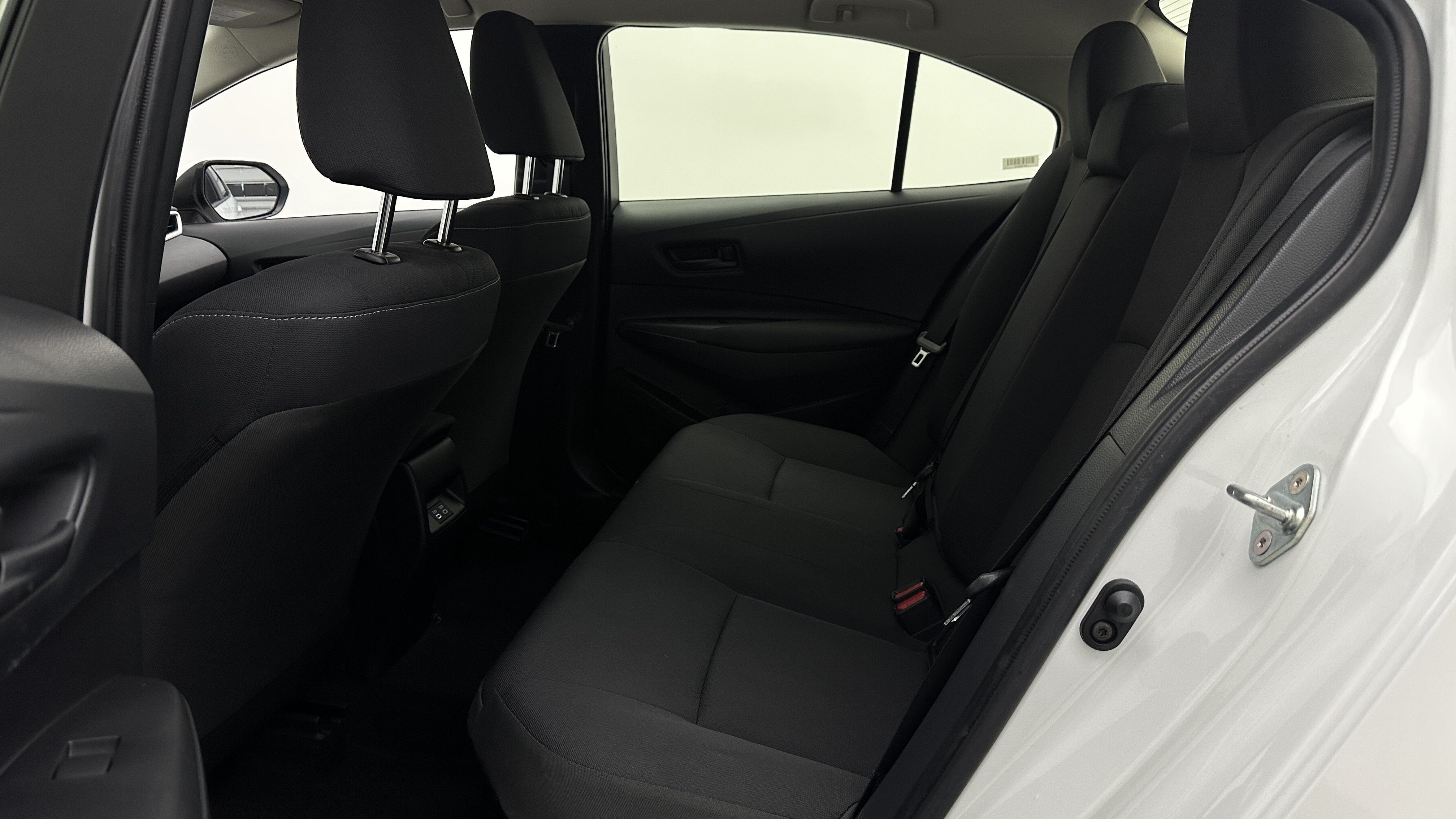 Used 2026 Toyota Corolla LE FWD image 25