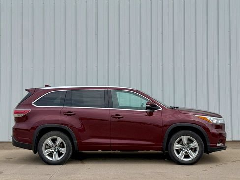 Used 2016 Toyota Highlander Limited AWD/4WD image 7
