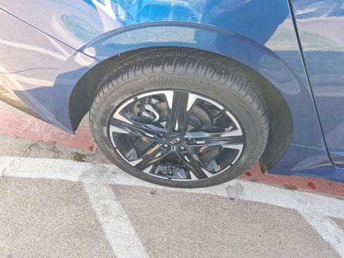 Used 2021 Kia K5 GT-Line FWD image 11