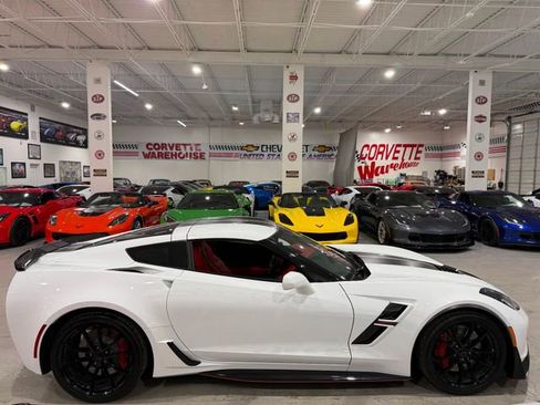 Used 2019 Chevrolet Corvette Grand Sport RWD image 6