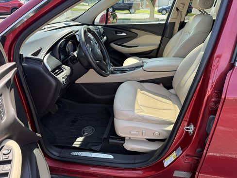 Used 2018 Buick Envision Essence w/ LPO, Active Package AWD/4WD image 9