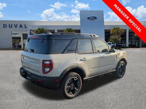 New 2025 Ford Bronco Sport Outer Banks image 4
