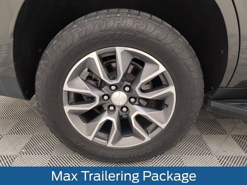 Used 2021 Chevrolet Tahoe LT w/ LT Signature Package image 24