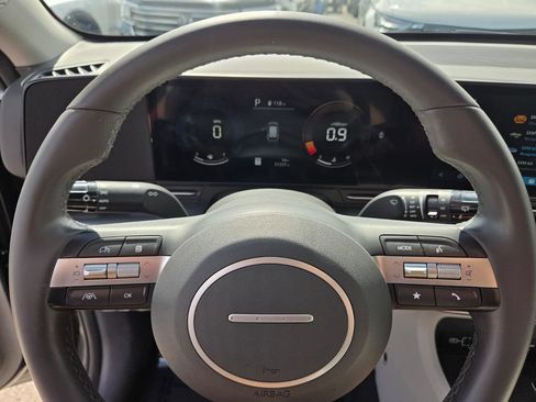 Used 2024 Hyundai Kona SEL FWD image 28