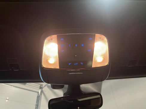 Used 2018 Jeep Grand Cherokee Trackhawk image 21