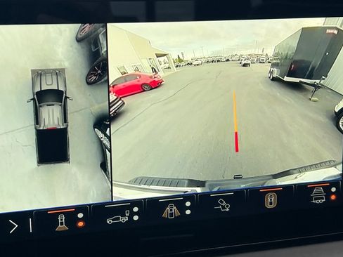 Used 2024 GMC Sierra 2500 AT4X image 16