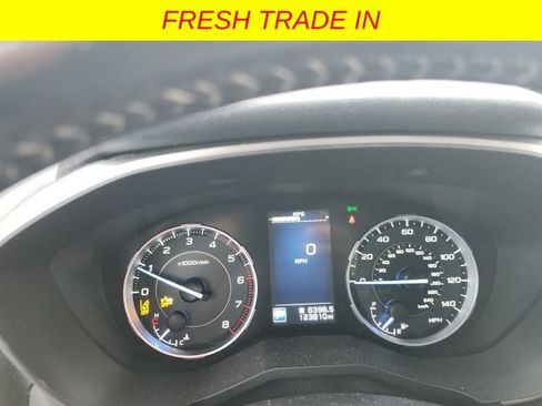 Used 2019 Subaru Ascent Touring AWD/4WD image 3