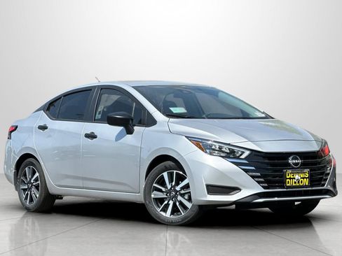 Used 2025 Nissan Versa S w/ S Plus Package image 2