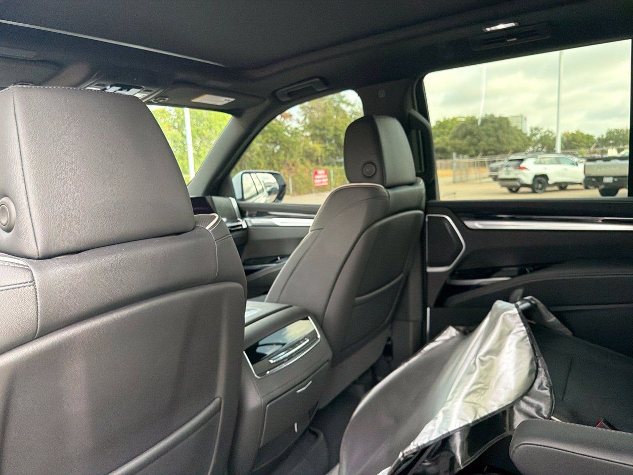 Used 2025 Cadillac Escalade Sport w/ LPO, Floor Liner Package AWD/4WD image 12