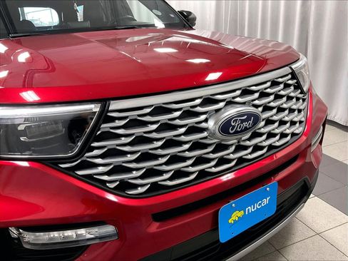 Used 2020 Ford Explorer Platinum w/ Premium Technology Package image 32