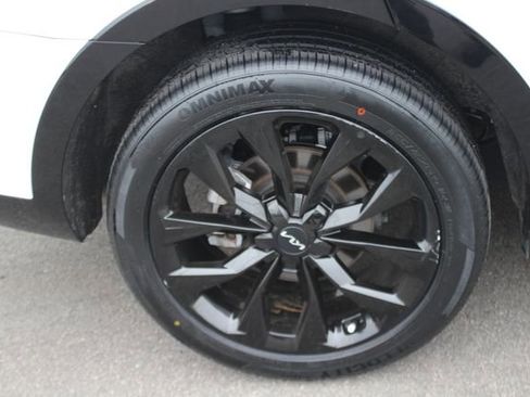 Used 2023 Kia Sorento SX image 37