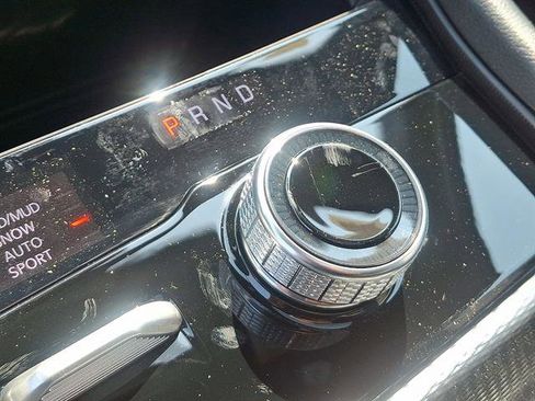 New 2025 Jeep Grand Cherokee Limited image 12