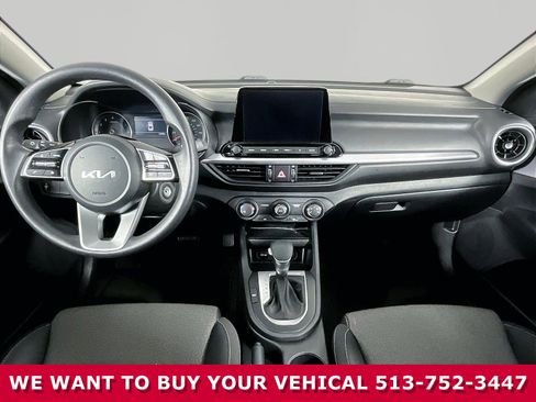 Used 2024 Kia Forte LX FWD image 7