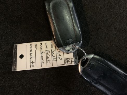 Used 2024 Buick Encore GX Sport Touring image 21