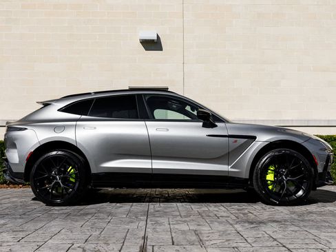 New 2026 Aston Martin DBX S image 16