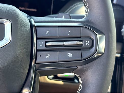 New 2026 GMC Yukon XL Denali Ultimate AWD/4WD image 19