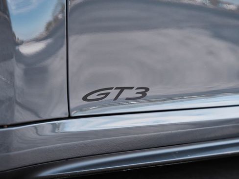 Used 2025 Porsche 911 GT3 RWD image 11