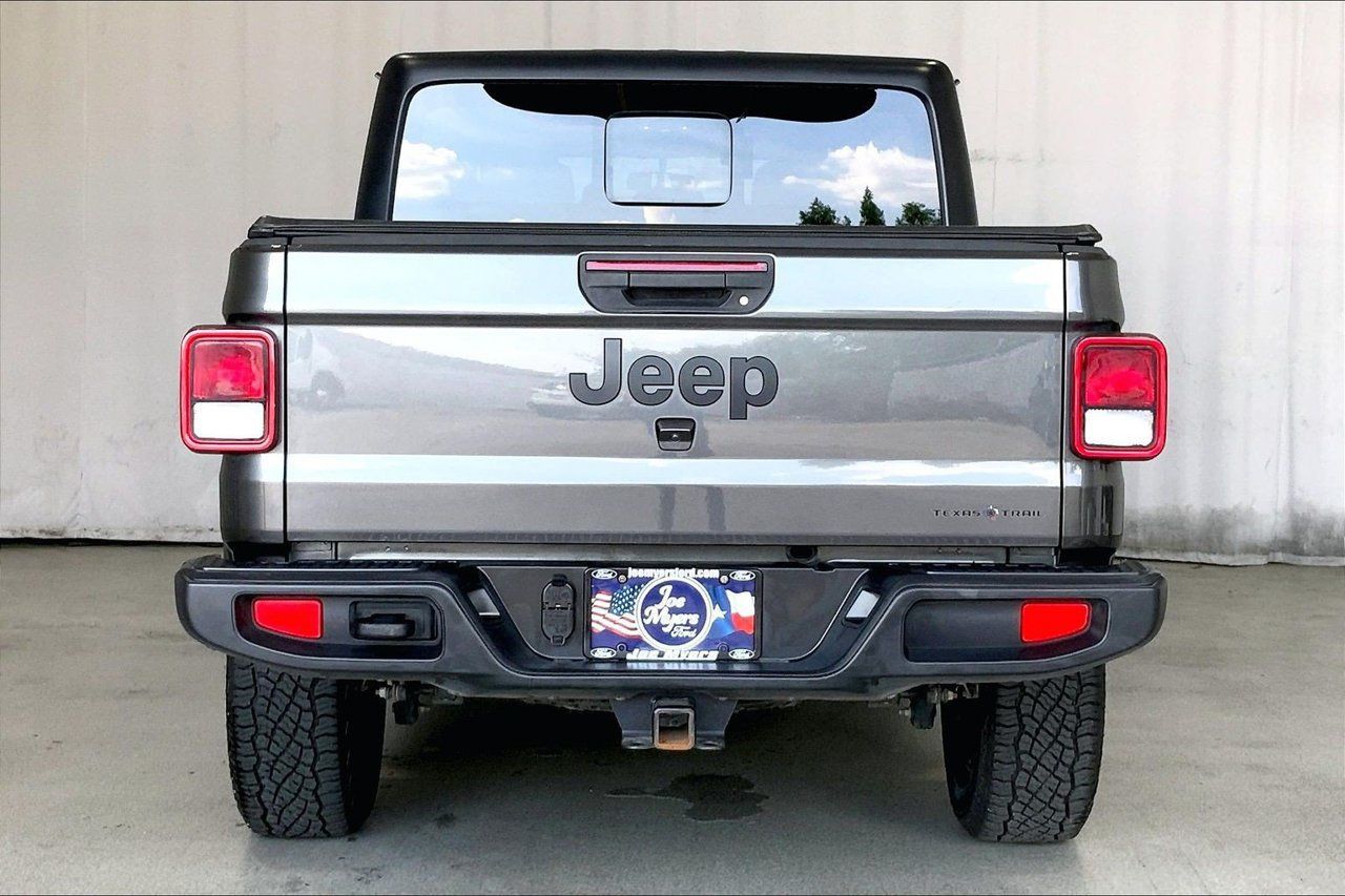 Used 2022 Jeep Gladiator Sport AWD/4WD image 3