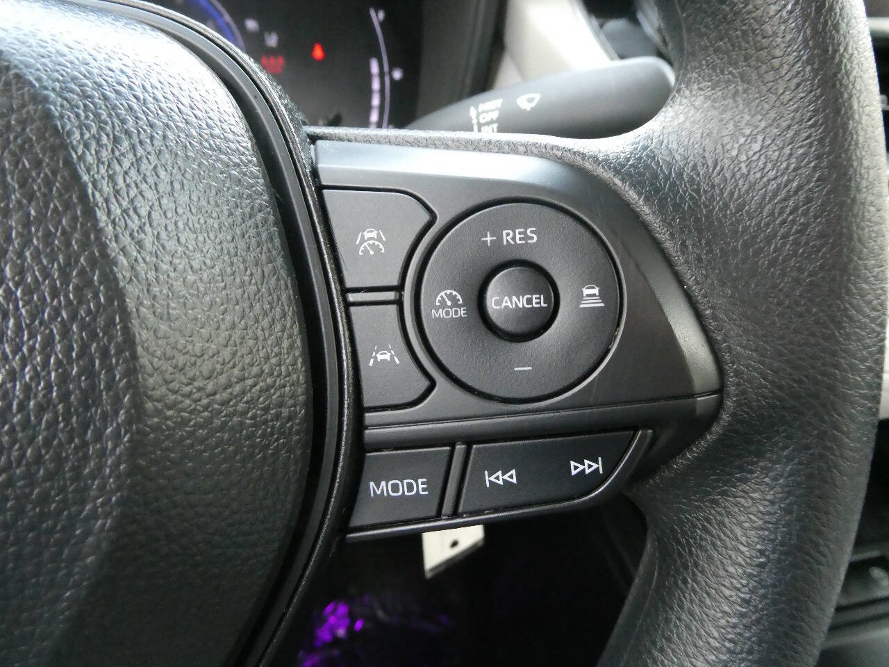 Used 2026 Toyota Corolla Cross L AWD/4WD image 13