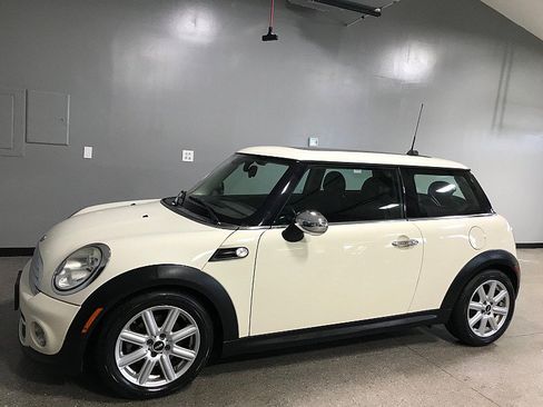 Used 2013 MINI Cooper Hardtop FWD image 7