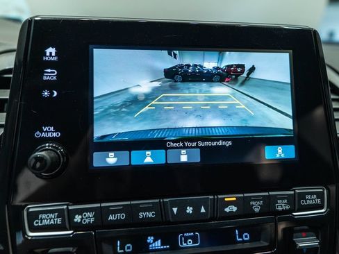 Used 2024 Honda Odyssey Sport image 32