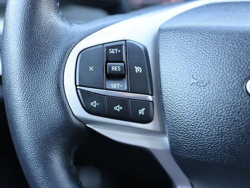 Certified 2023 Ford Explorer XLT image 41