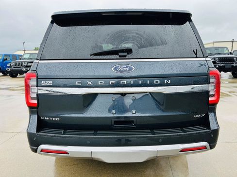 Used 2022 Ford Expedition Max Limited AWD/4WD image 46