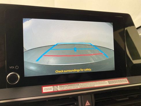 New 2026 Toyota Prius Plug-In Hybrid FWD image 23