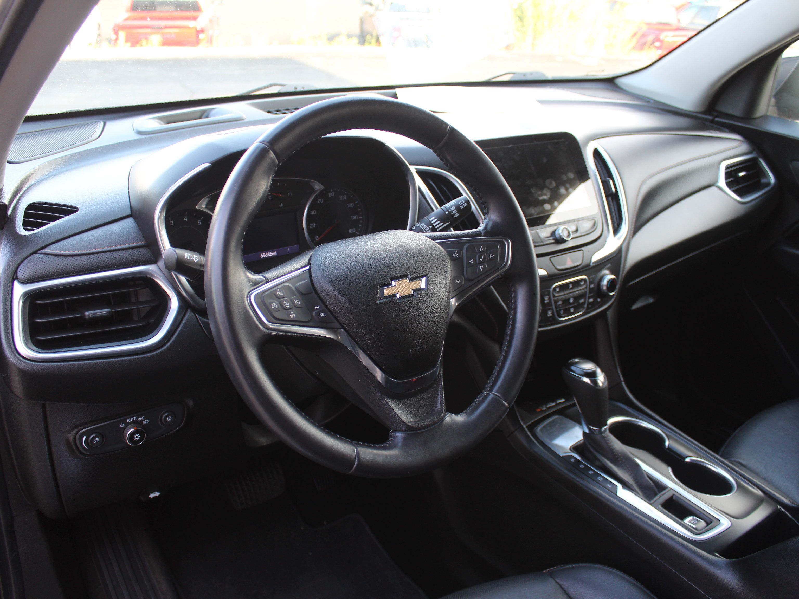 Used 2021 Chevrolet Equinox Premier FWD image 15