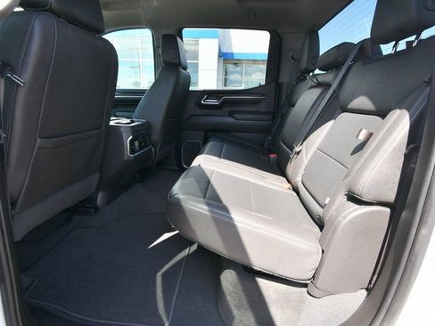 Used 2023 GMC Sierra 1500 SLT w/ SLT Convenience Package AWD/4WD image 16