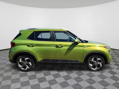Certified 2023 Hyundai Venue SEL w/ Cargo Package FWD image 6