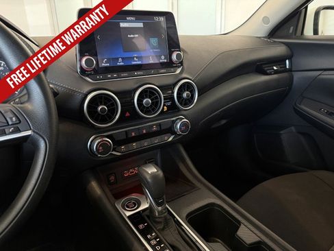 Used 2024 Nissan Sentra SV FWD image 33