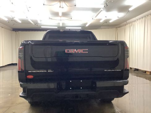 New 2026 GMC Sierra EV Elevation image 7