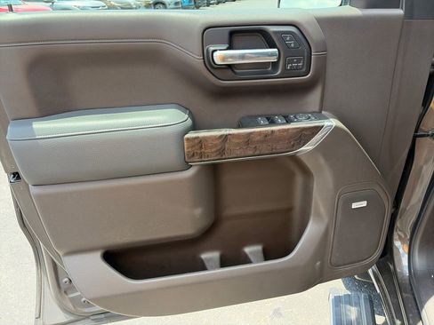 Used 2020 GMC Sierra 1500 Denali w/ Denali Ultimate Package AWD/4WD image 17