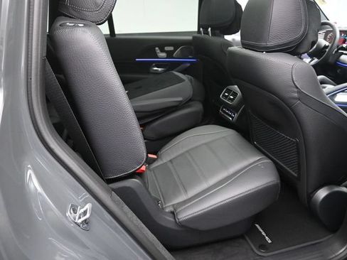 Used 2026 Mercedes-Benz GLS 450 4MATIC image 28