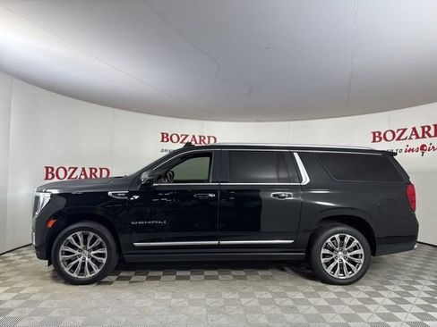 Used 2021 GMC Yukon XL Denali image 5